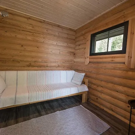 Norppa-majat Villa *